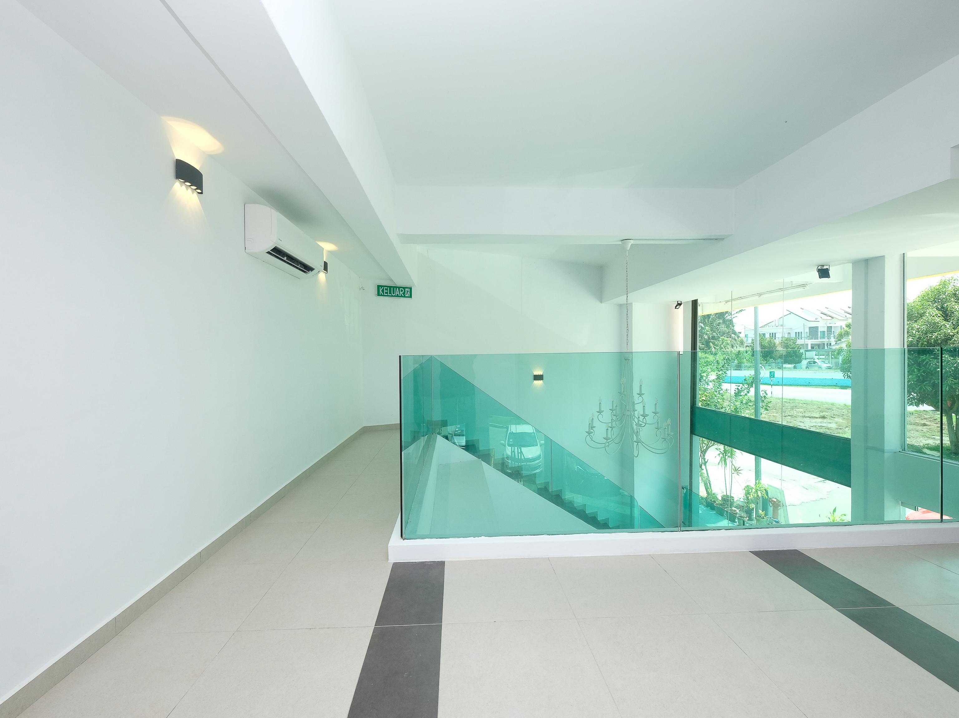 Oyo 44043 First Garden Hotel Kuantan Exterior photo